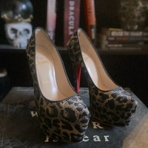 Leopard AUTHENTIC Christian Louboutin size 36.5
